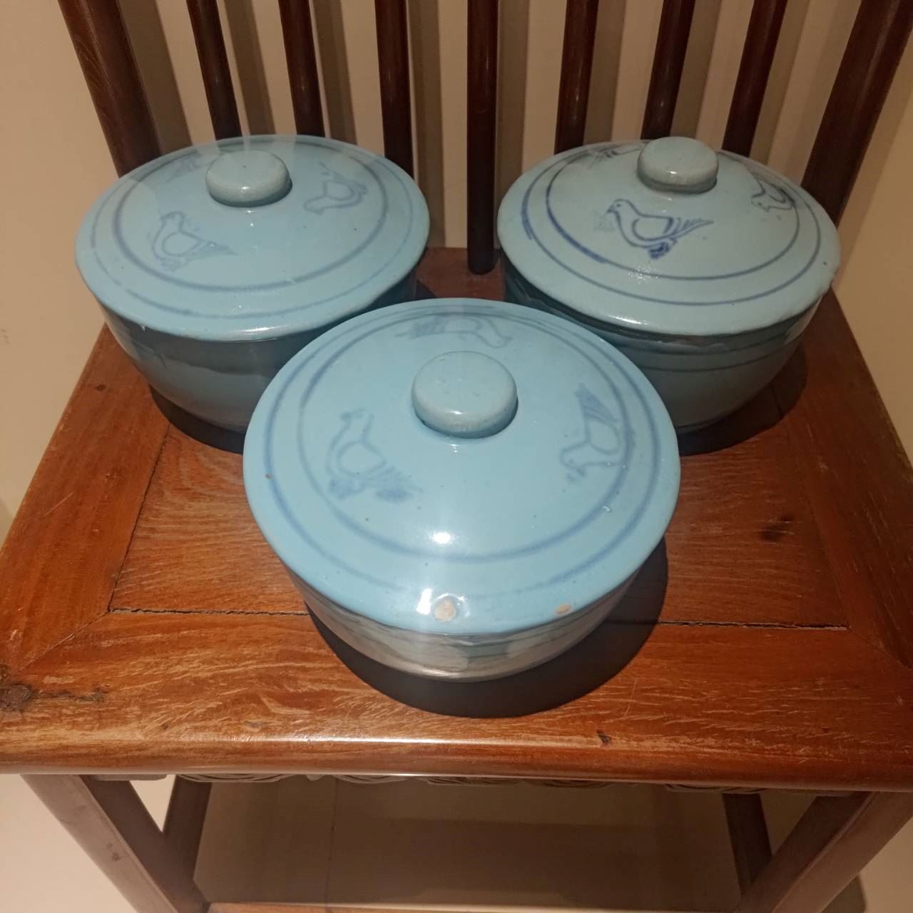 Rustic, vintage cooking pots with lids c. 1960s-1970s / 1960至1970年代復古鄉村風老鍋（附蓋）藍色款